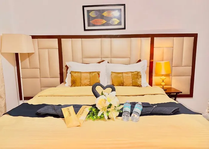 アパート Attractive With Luxury Bed Good For 1-4pax High Speed Wifi With Netflix Free Pool & Parking *