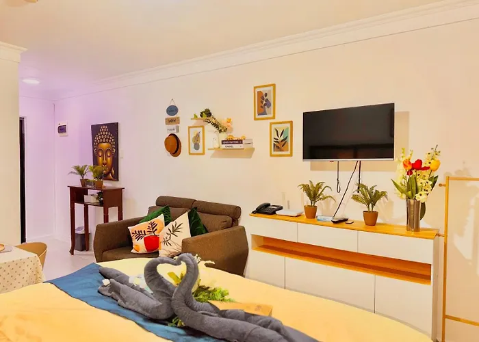アパート Attractive With Luxury Bed Good For 1-4pax High Speed Wifi With Netflix Free Pool & Parking *