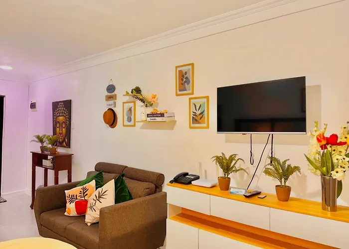 アパート Attractive With Luxury Bed Good For 1-4pax High Speed Wifi With Netflix Free Pool & Parking