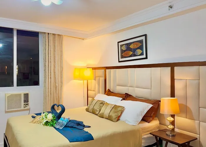 Attractive With Luxury Bed Good For 1-4pax High Speed Wifi With Netflix Free Pool & Parking Suba Basbas