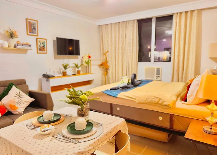Attractive With Luxury Bed Good For 1-4pax High Speed Wifi With Netflix Free Pool & Parking * Suba Basbas